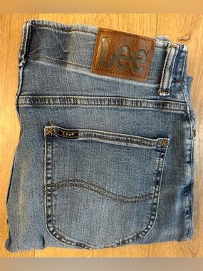 Lee Jeans Zipper Straight Taper 32 X 34
